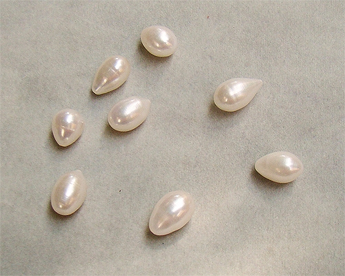 perla oval blanca