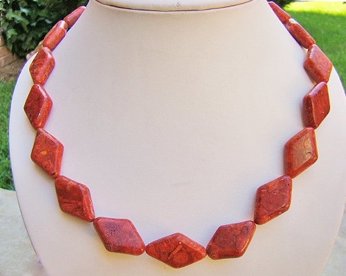 Collar de coral Esponja en rombo