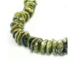 Collar de perlas Keshi verde