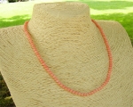 Collar de coral Bambú en bolita 4mm.