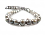 Collar de perla patata gris plata
