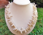 Collar de perla Biwa blanca