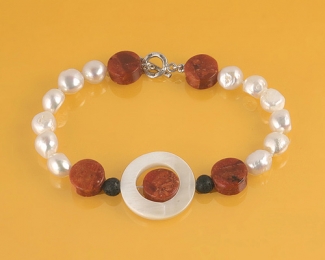 Pulsera en Perlas, Coral Manzana, Lava, Madreperla y Plata