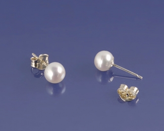 Pendientes de Perla botón blanca 6,8mm. Aprox. Con plata 925ml.