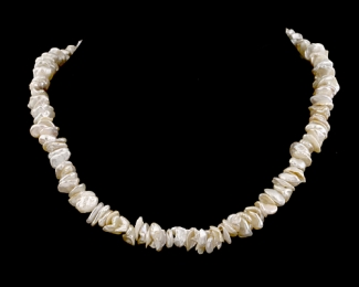Collar de perla keshi blanca