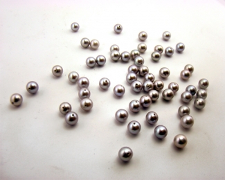 Perla esférica gris plata 7,5mm.